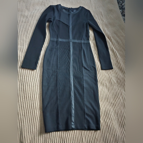 Kardashian Kollection Dress - Picture 11 of 12